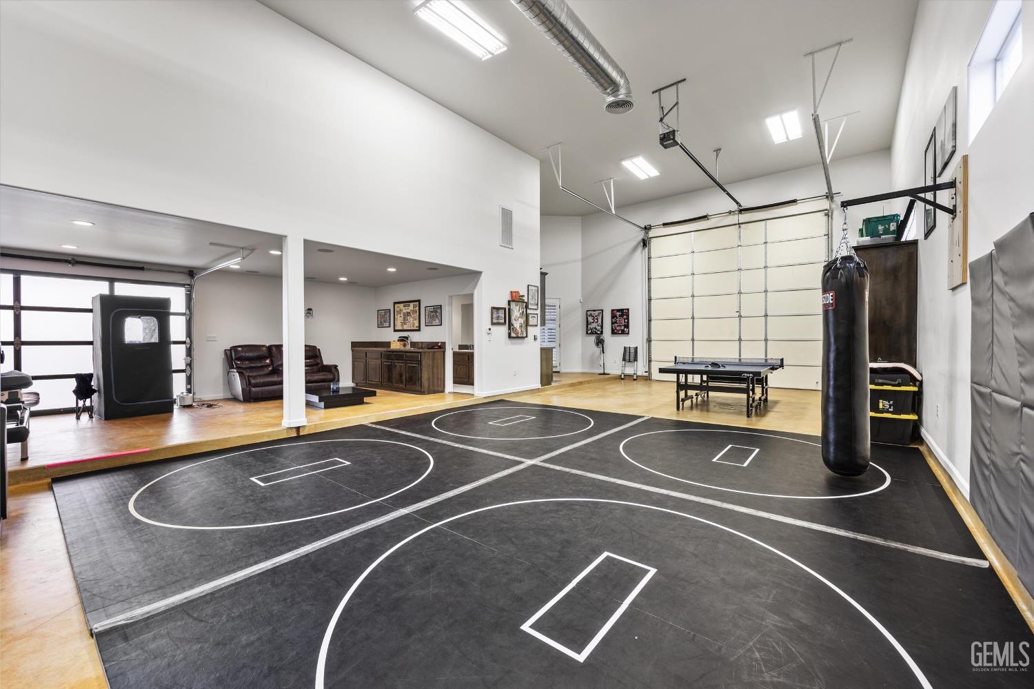 17609 Legend Oaks Lane