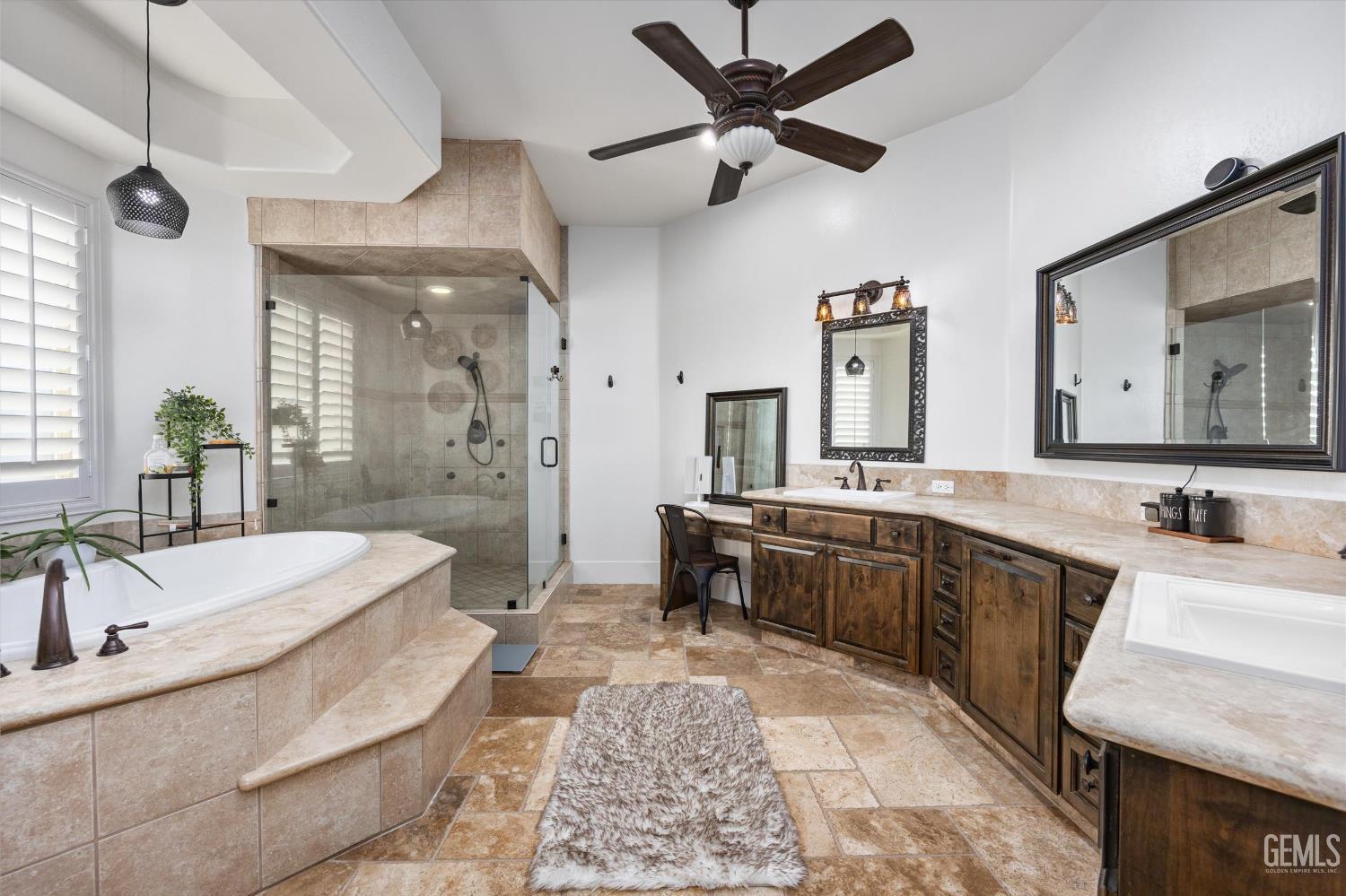 17609 Legend Oaks Lane