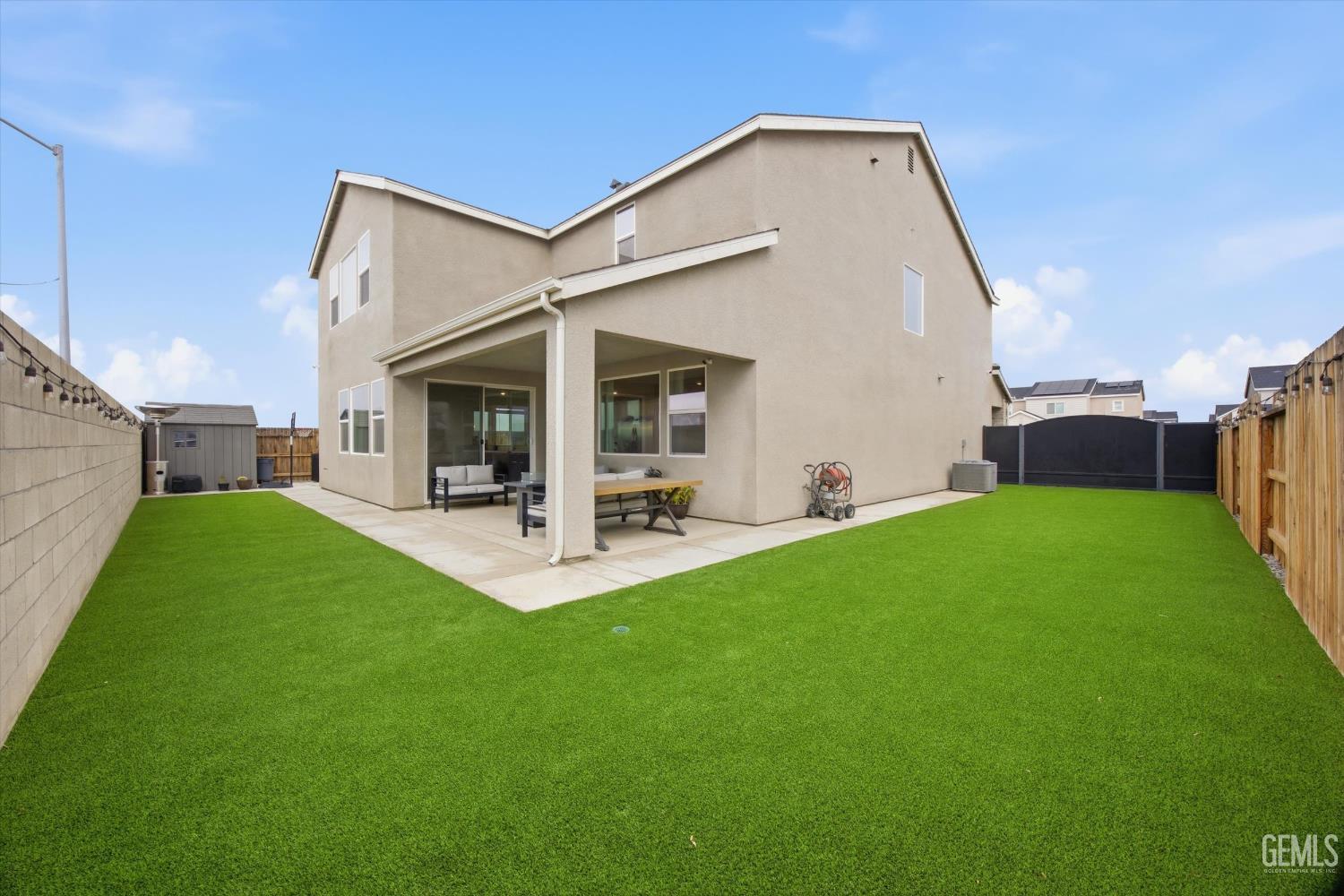 6807 Diamond Springs Drive