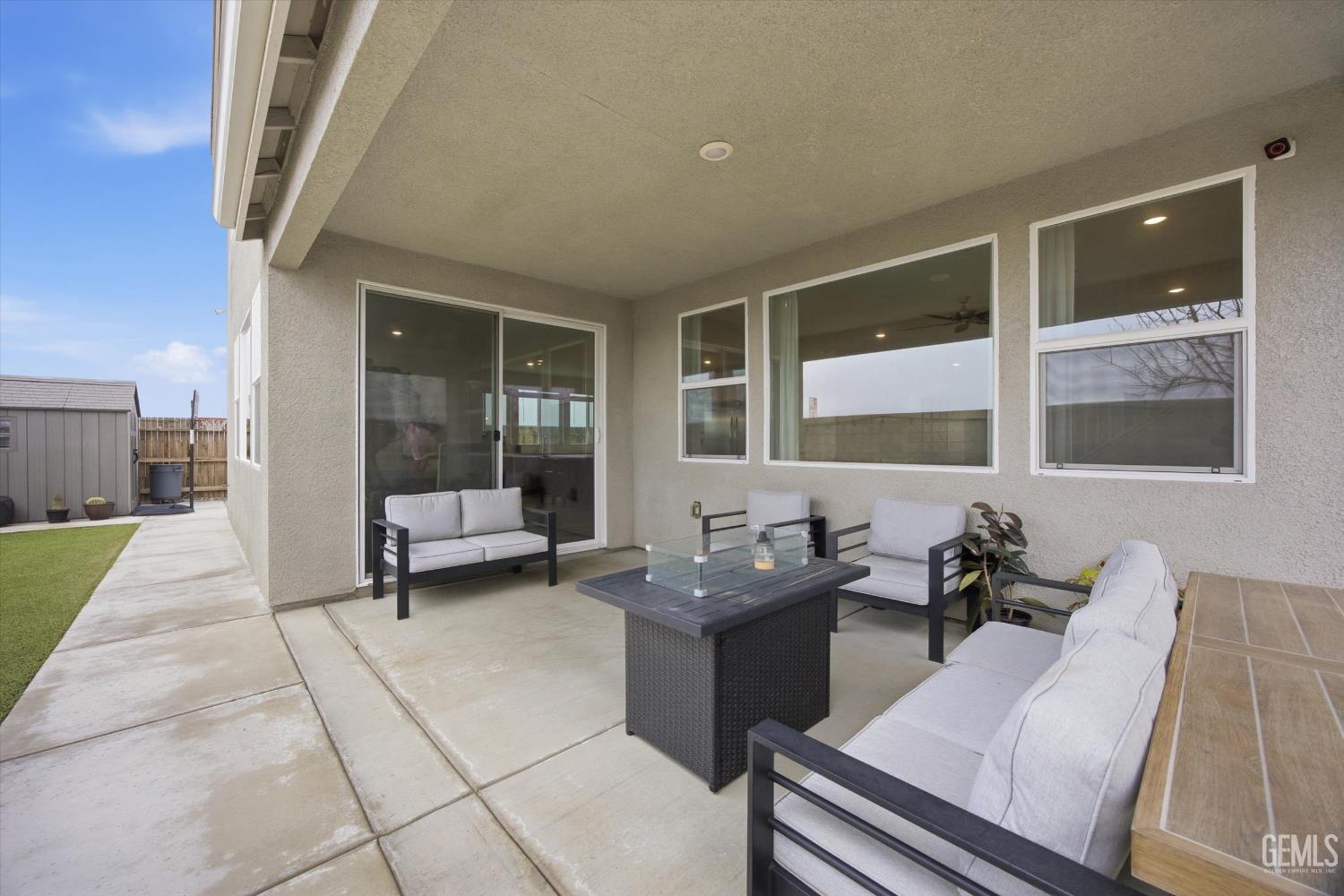 6807 Diamond Springs Drive