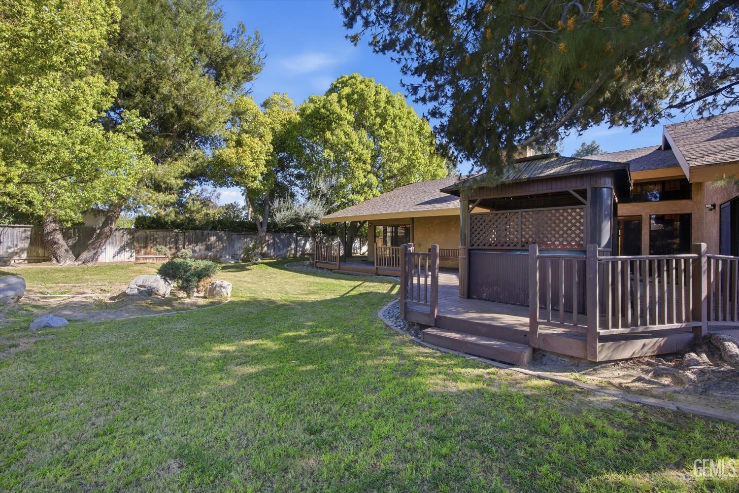 7700 Las Cruces Avenue