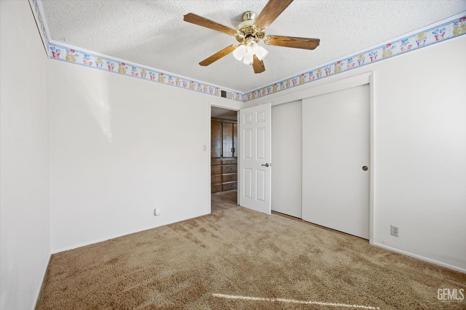 7700 Las Cruces Avenue