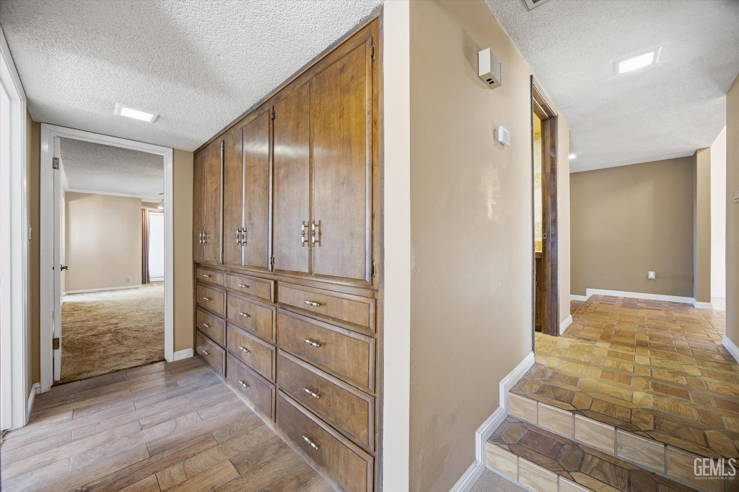 7700 Las Cruces Avenue