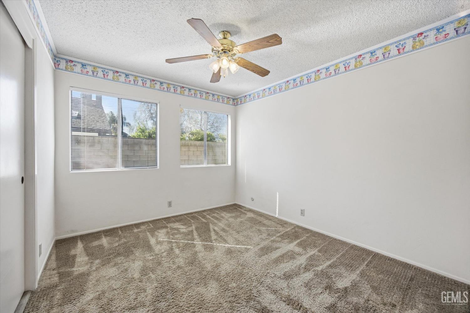 7700 Las Cruces Avenue