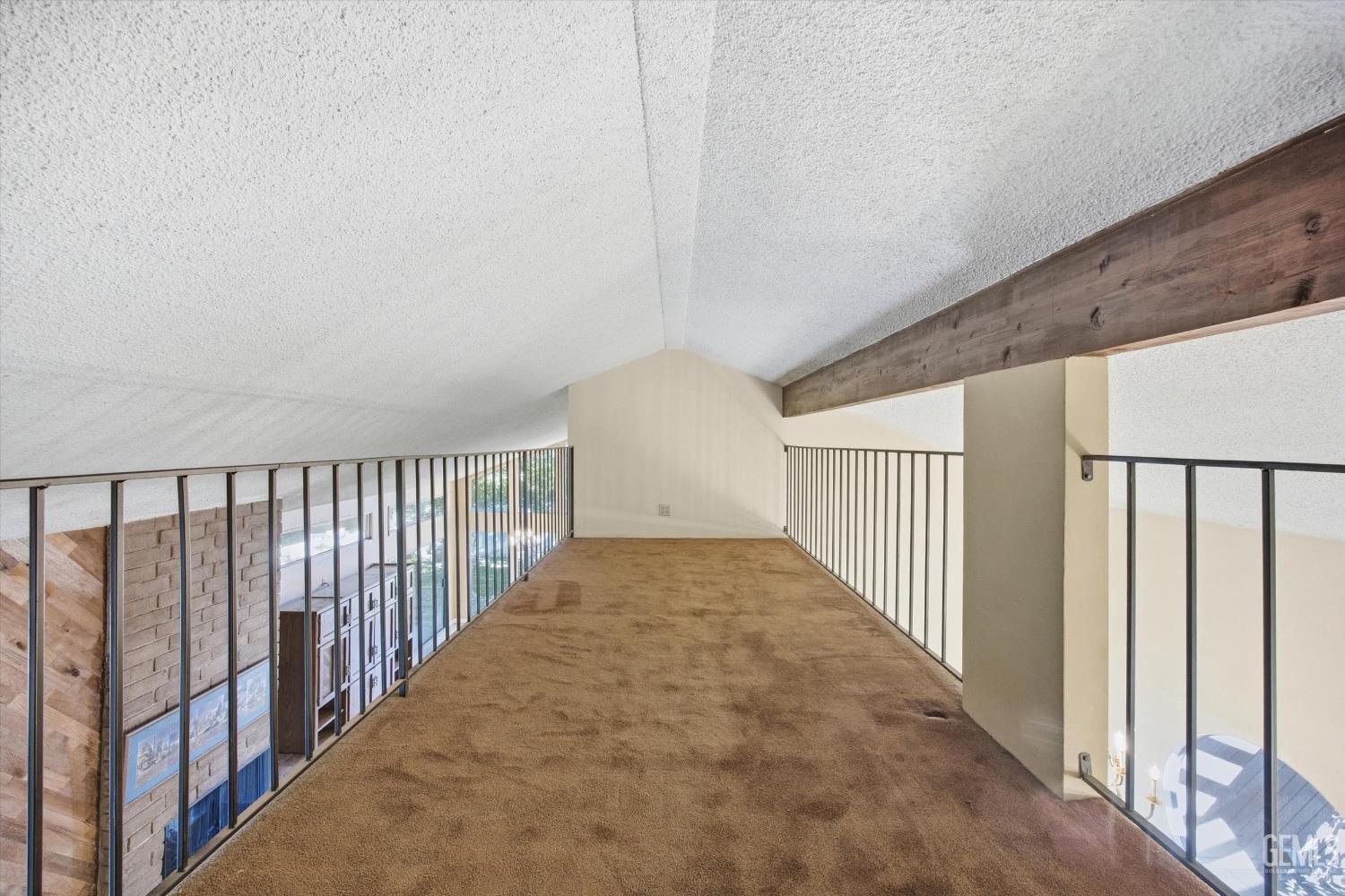 7700 Las Cruces Avenue