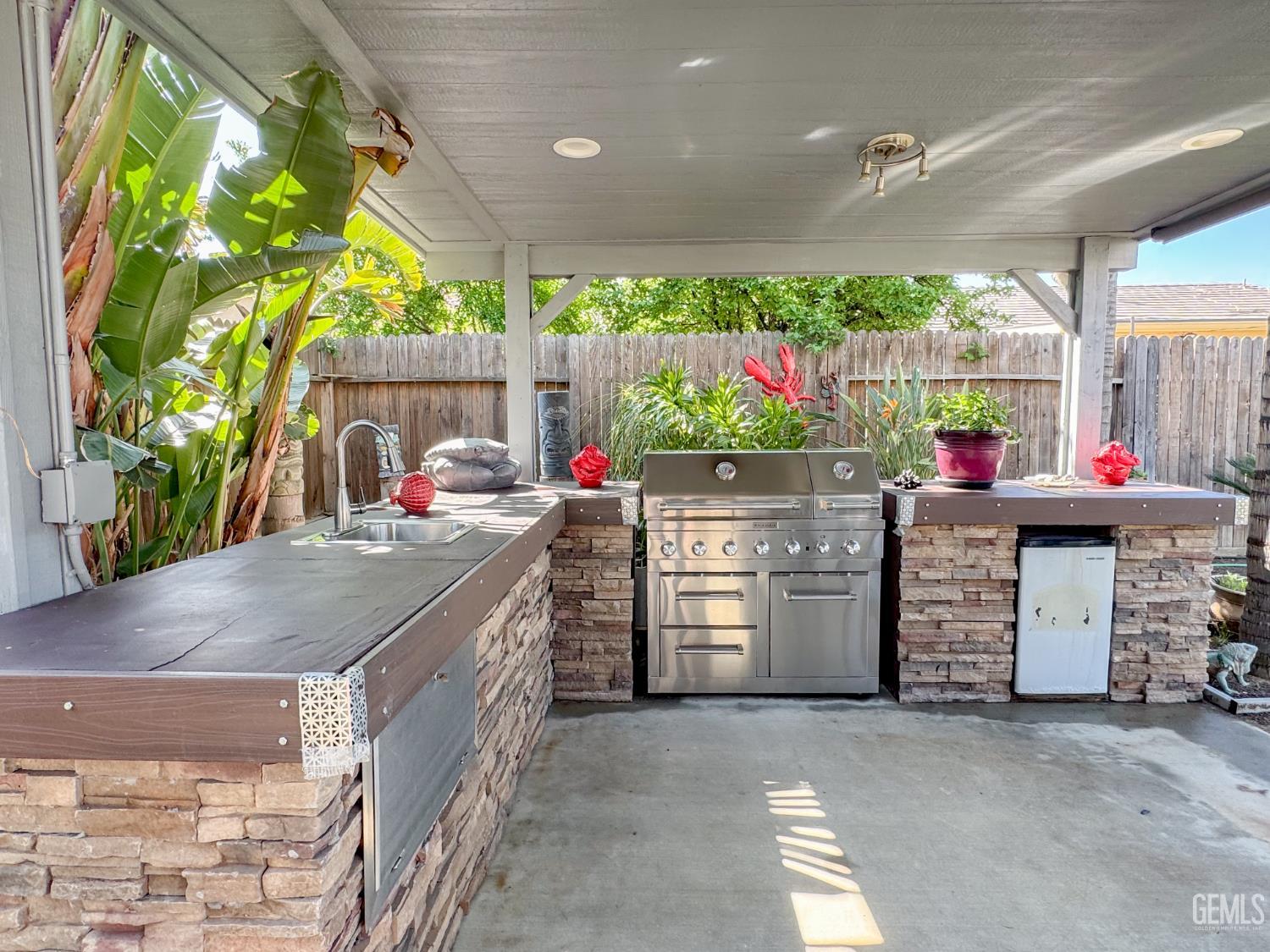 11615 Reagan Road