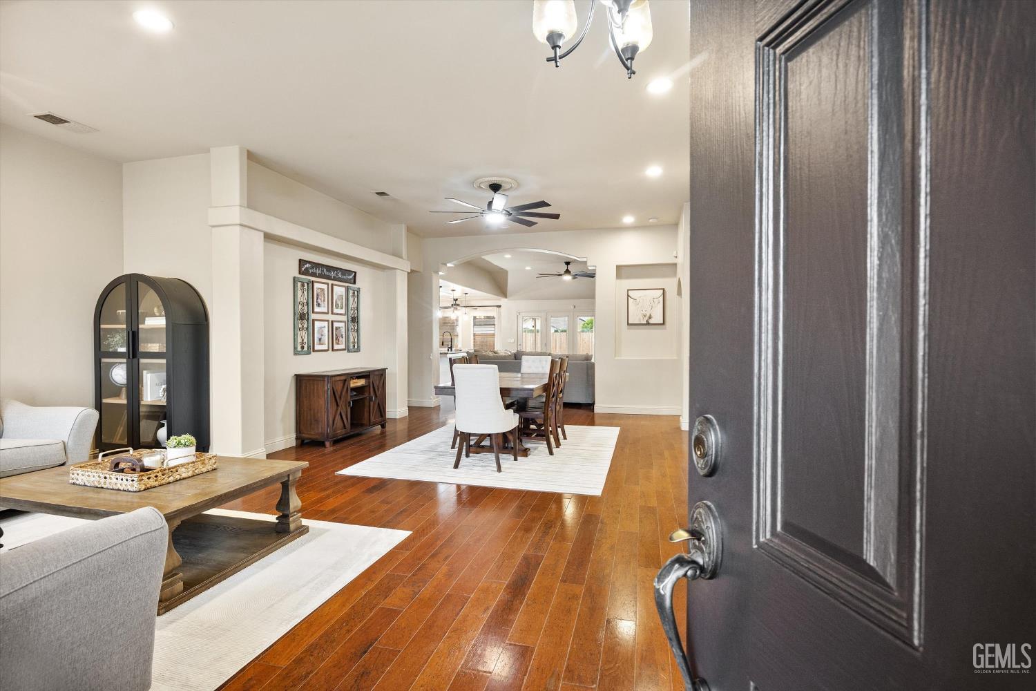 5303 Via Fontenelle Drive