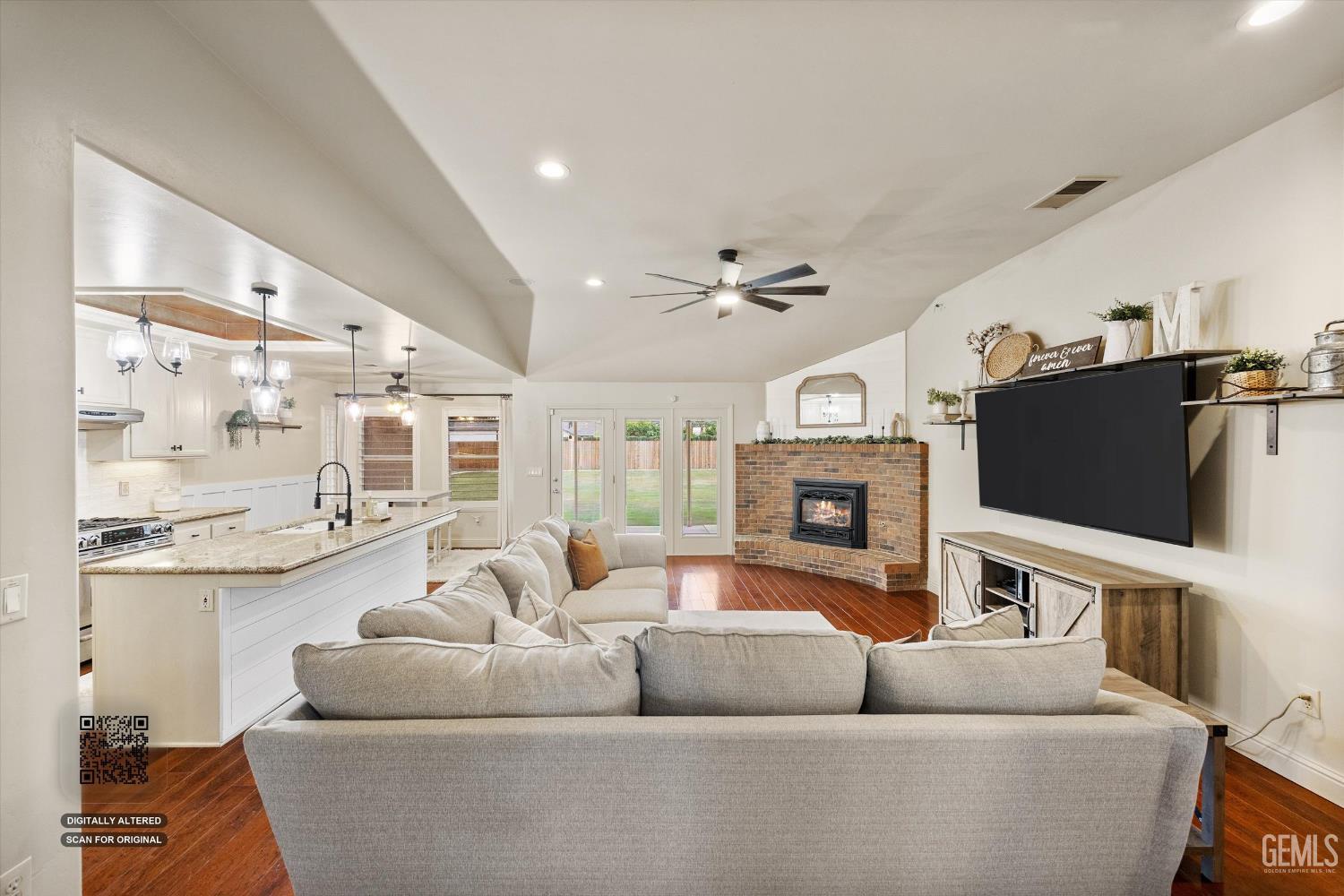 5303 Via Fontenelle Drive