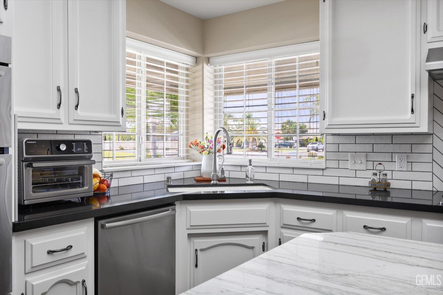 13620 Table Rock Avenue