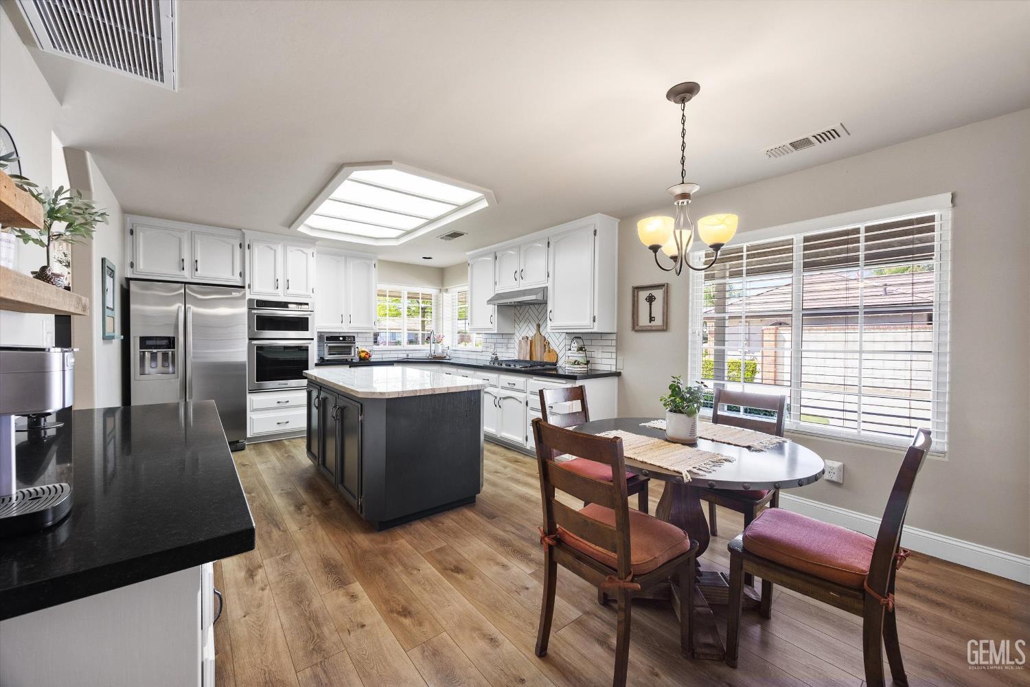 13620 Table Rock Avenue