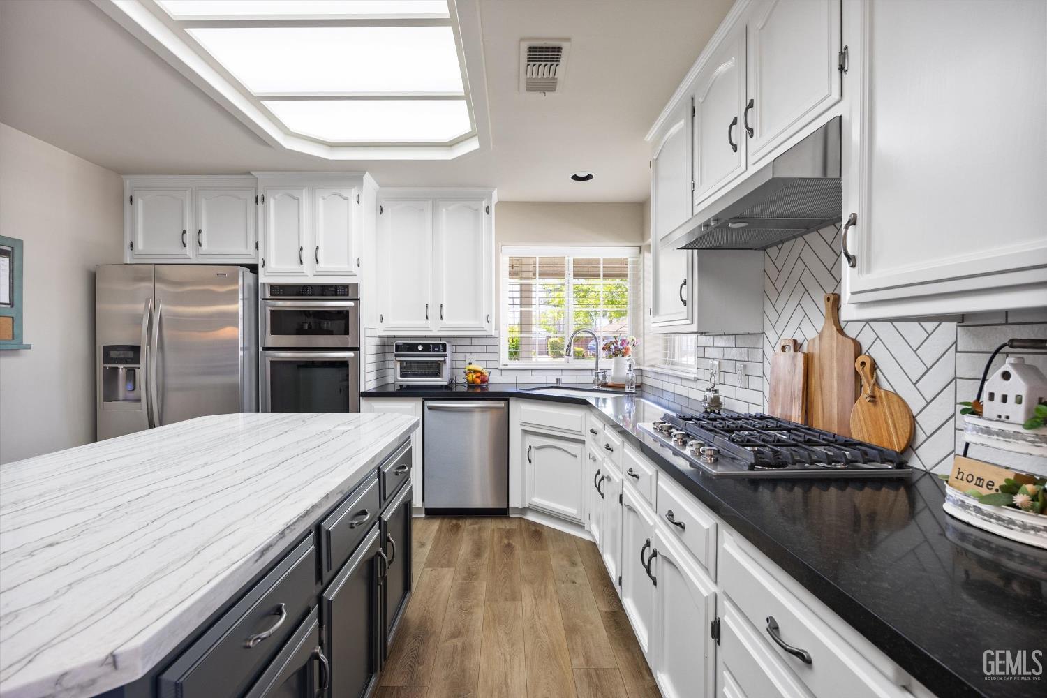 13620 Table Rock Avenue