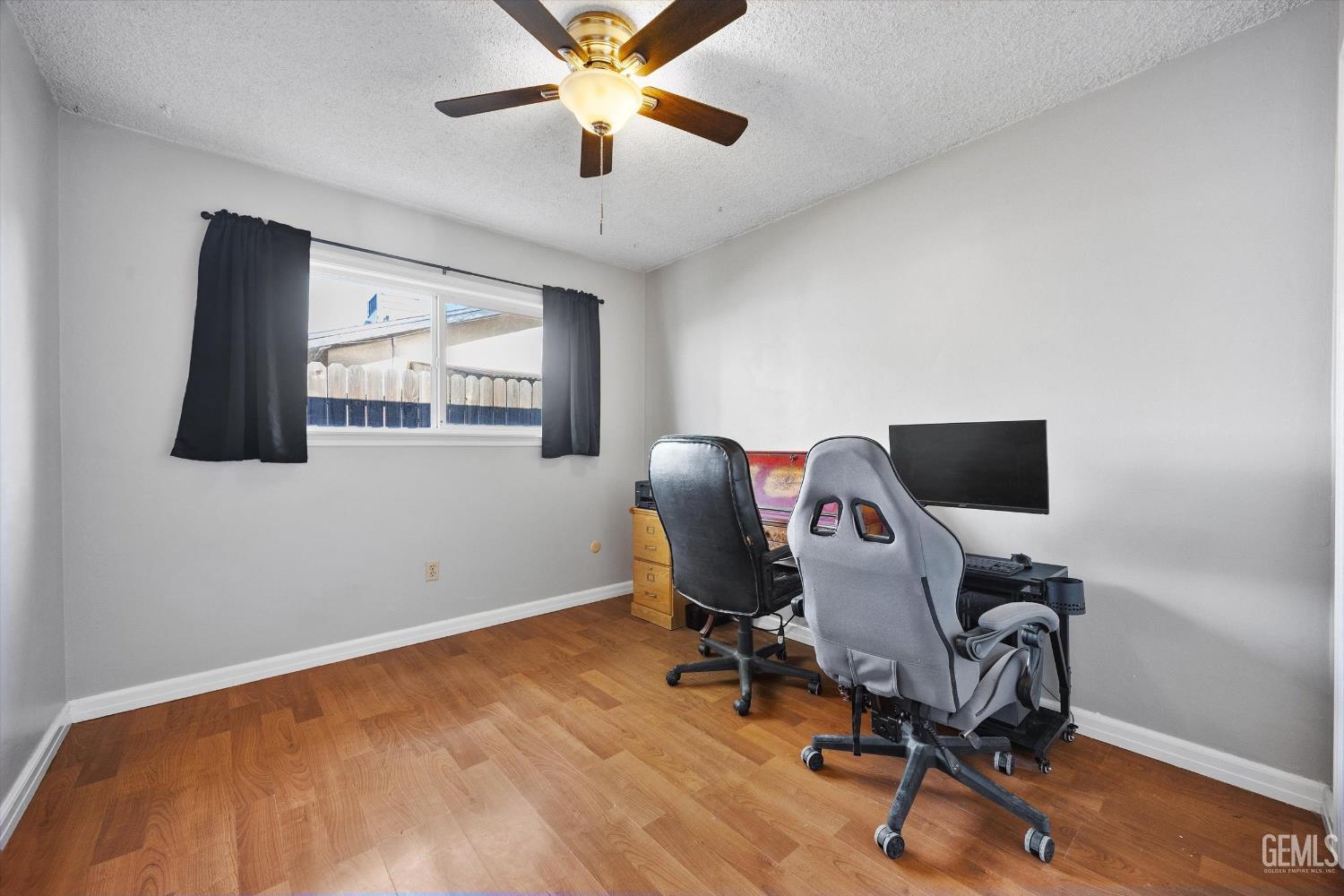 11808 Lone Oak Drive