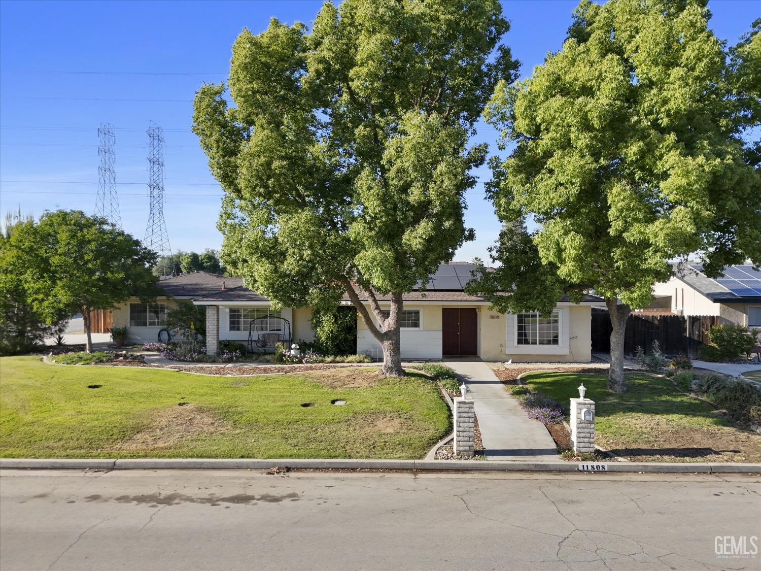 11808 Lone Oak Drive