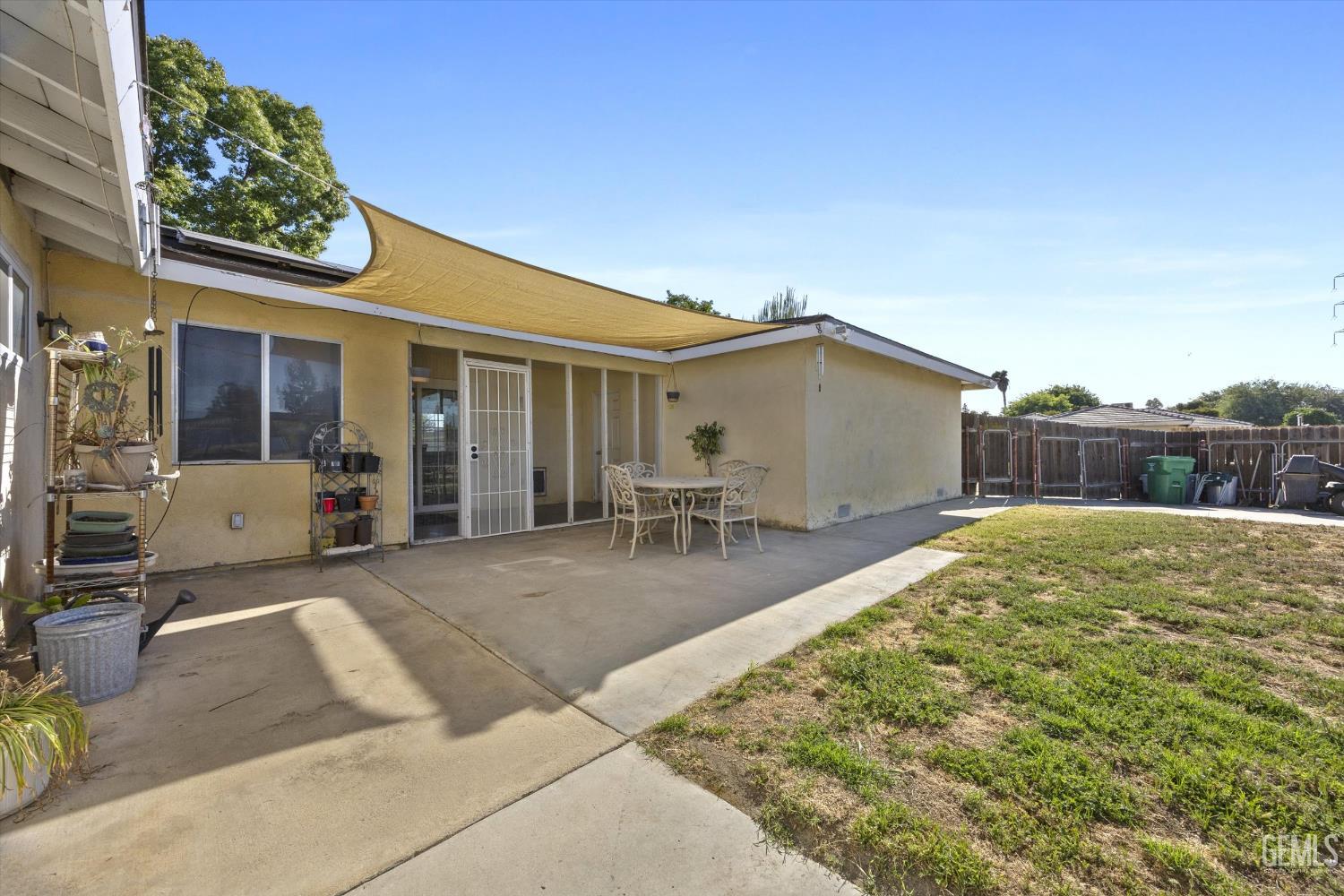 11808 Lone Oak Drive