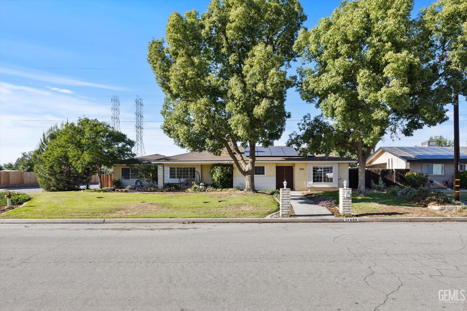 11808 Lone Oak Drive