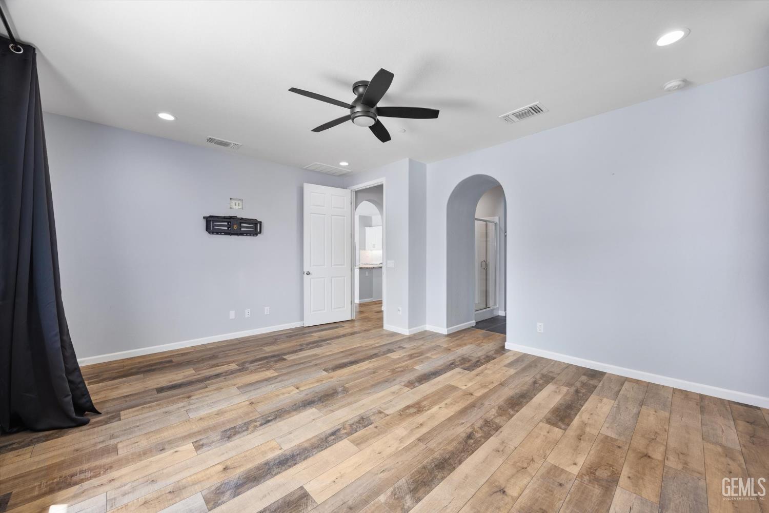 15309 Northampton Avenue