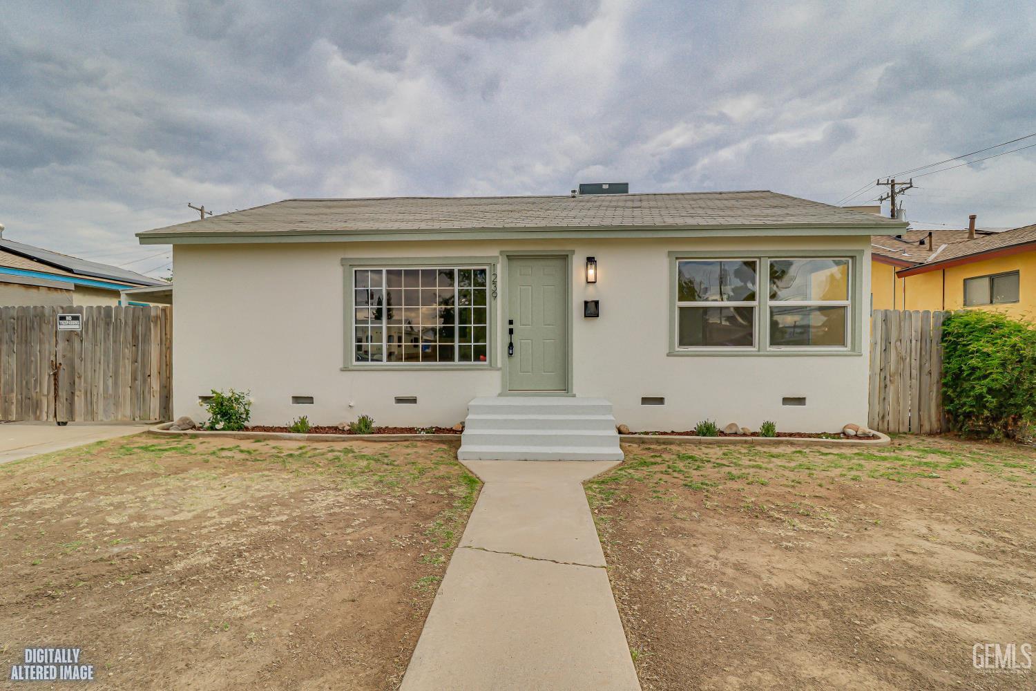 1239 El Tejon Avenue