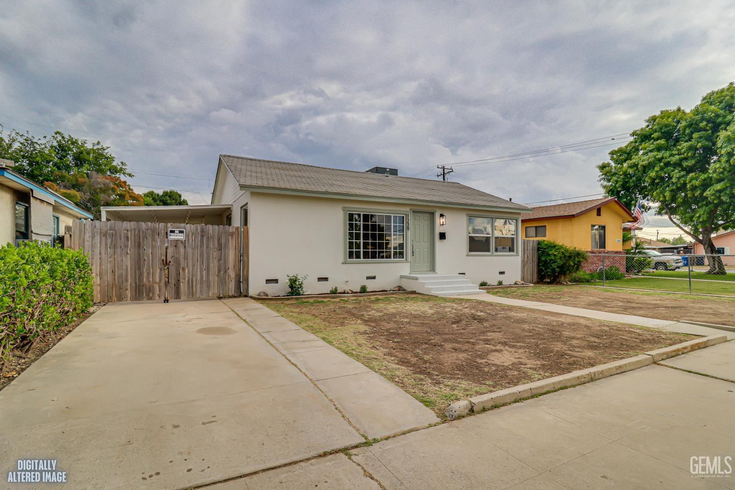 1239 El Tejon Avenue