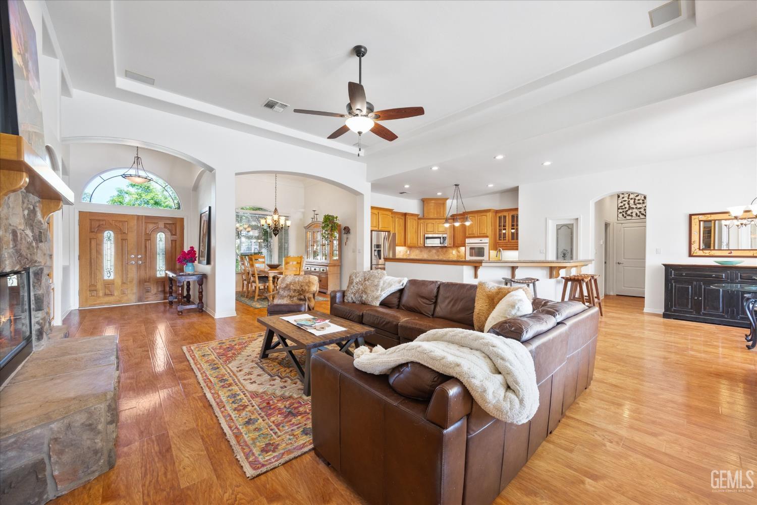 804 Revere Way