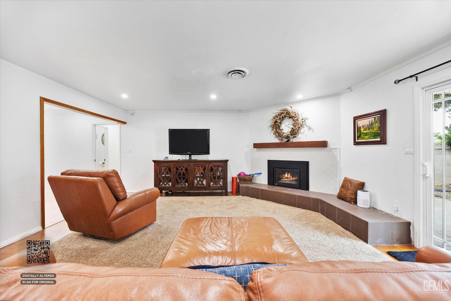 7008 Hooper Avenue