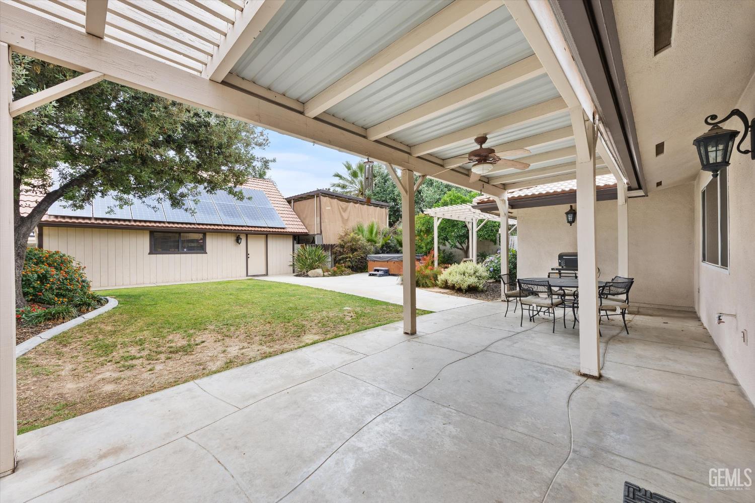 7008 Hooper Avenue