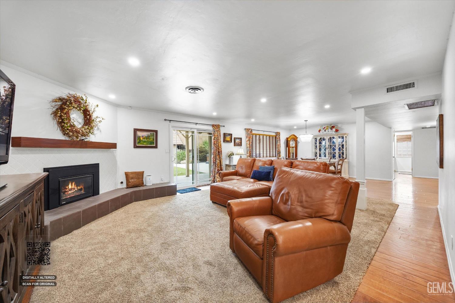 7008 Hooper Avenue