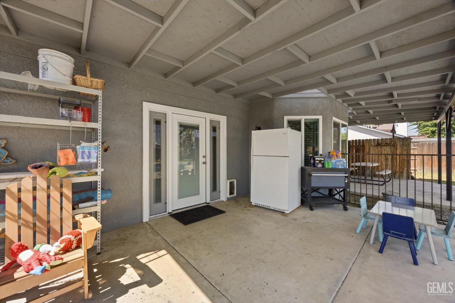 11618 Jimrik Avenue