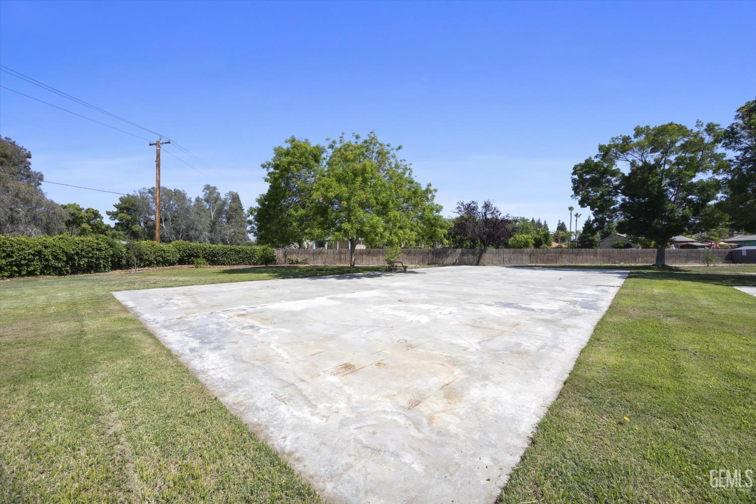 311 Saba Way
