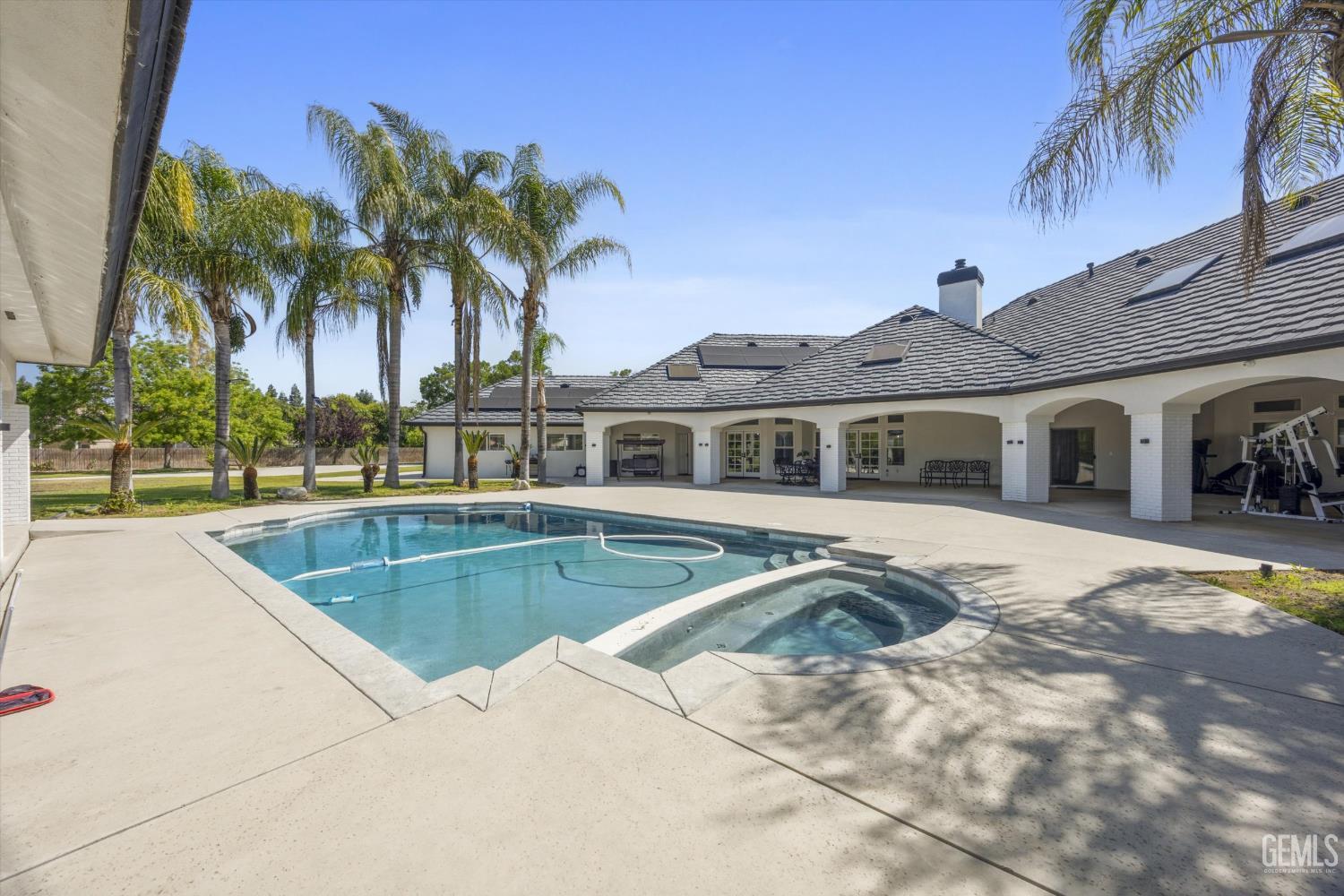 311 Saba Way