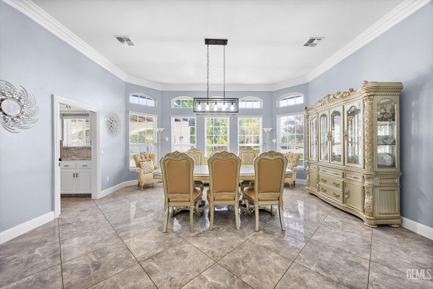 311 Saba Way