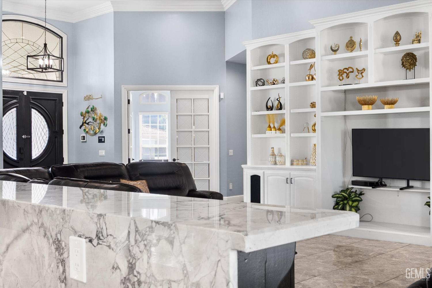311 Saba Way