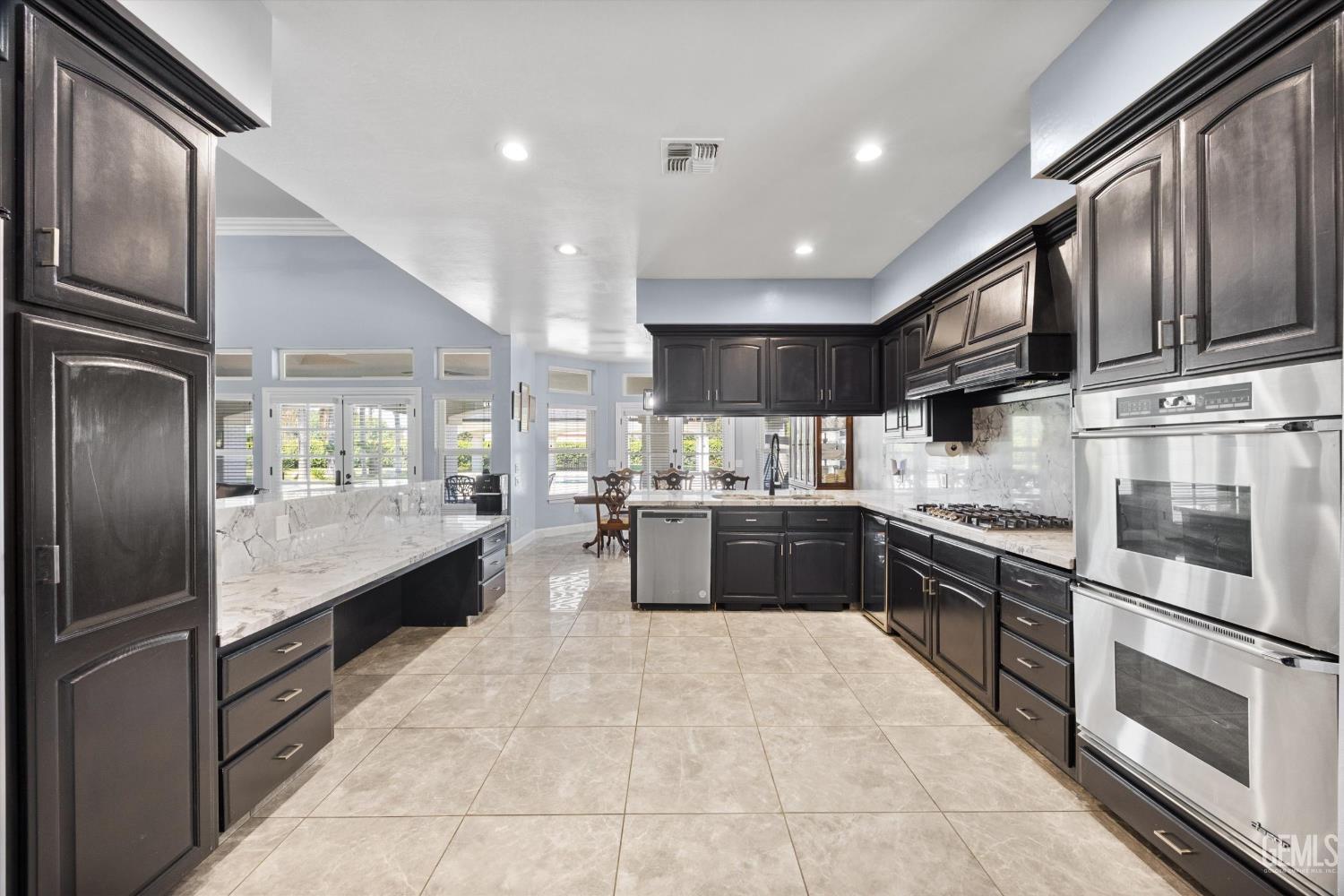 311 Saba Way