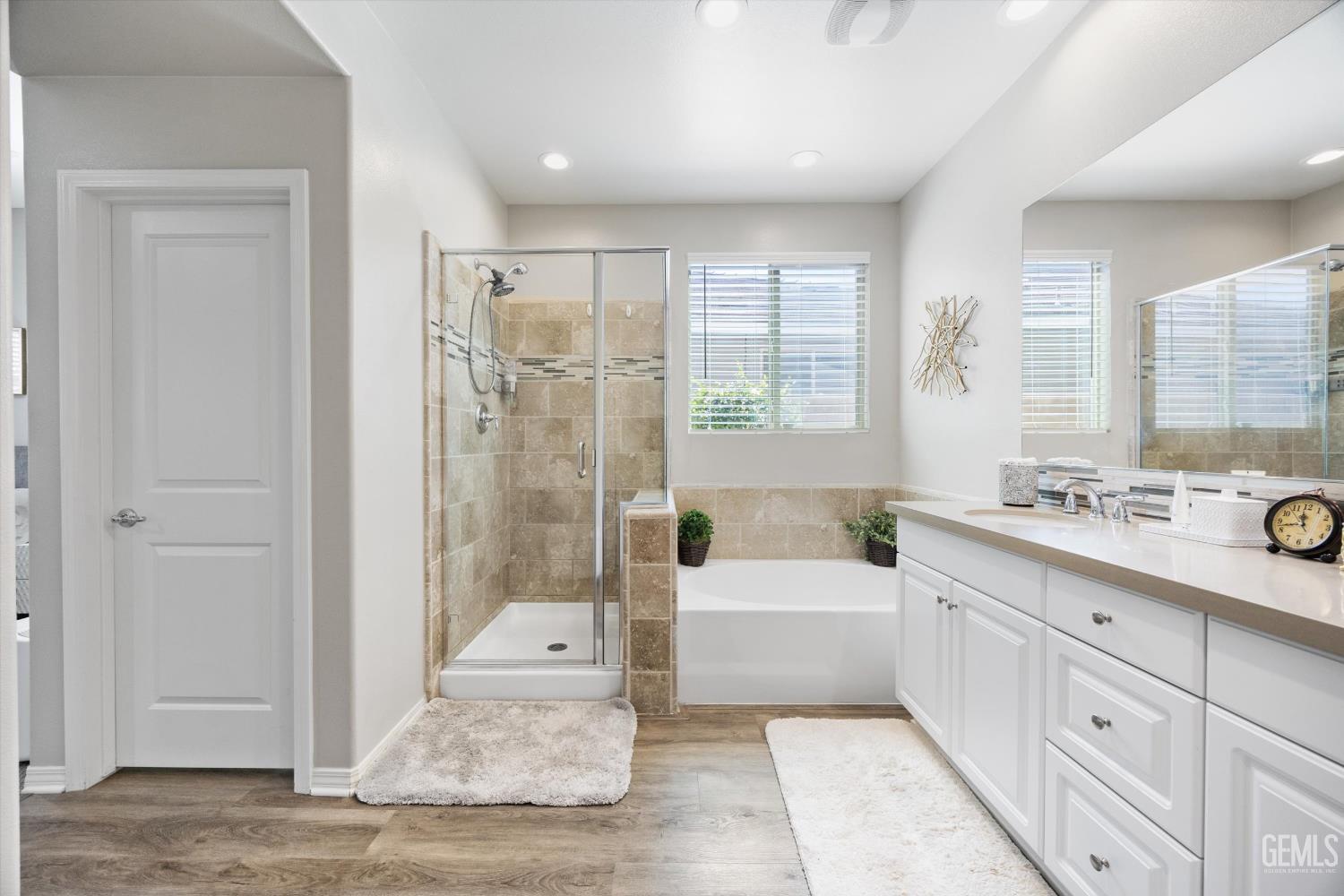 11614 Hollybrook Lane