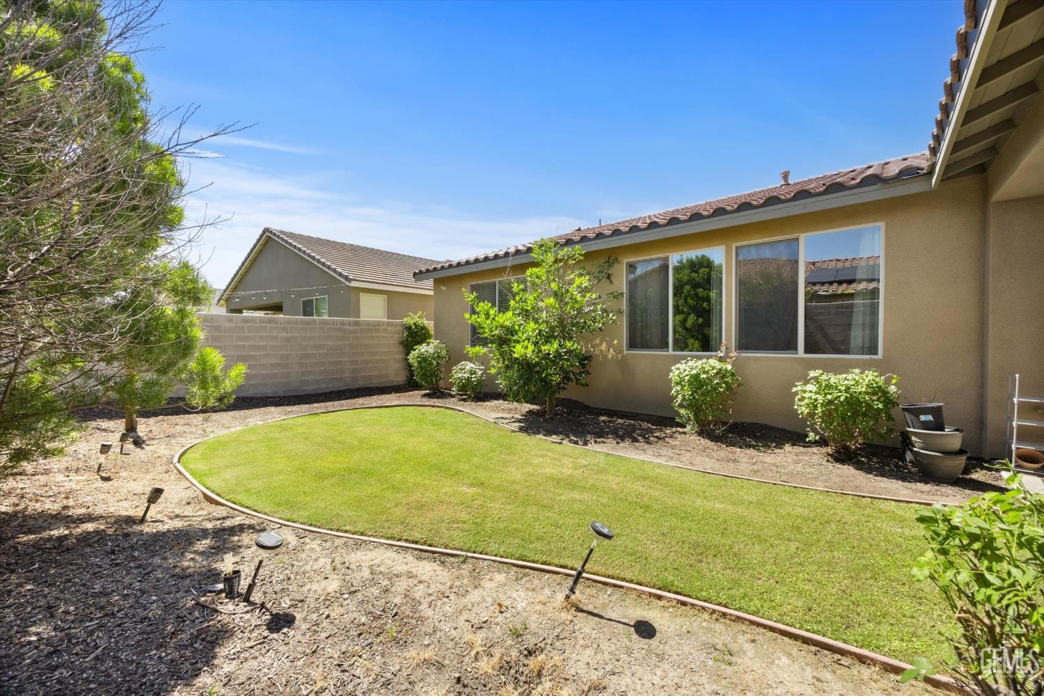 11614 Hollybrook Lane