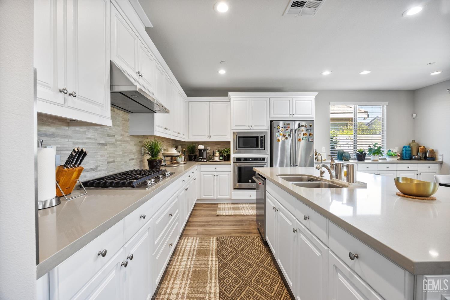 11614 Hollybrook Lane