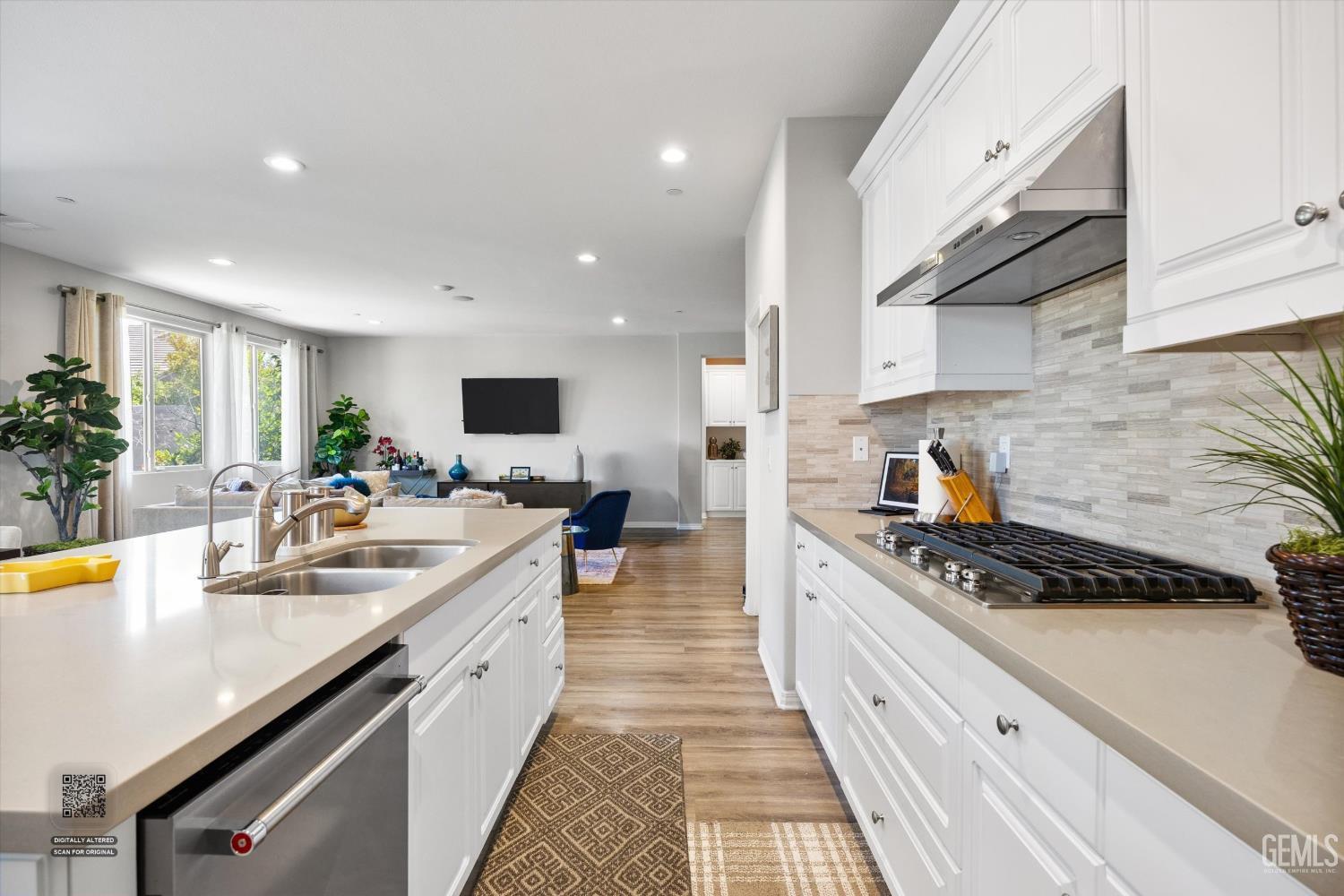 11614 Hollybrook Lane