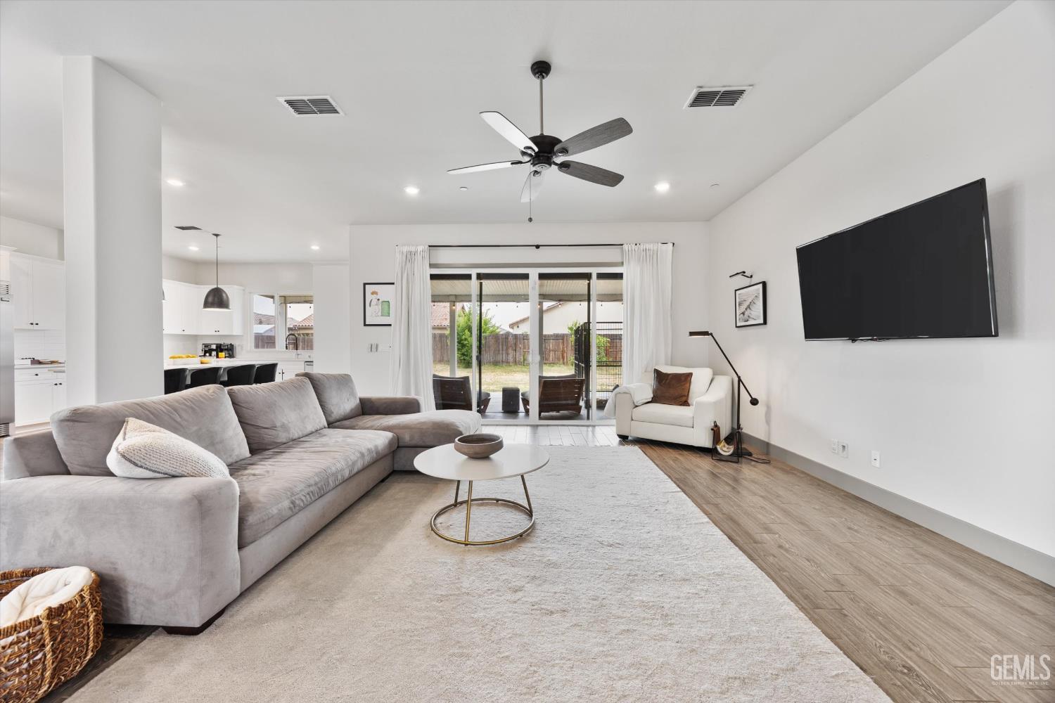 5910 Ocean Jasper Drive