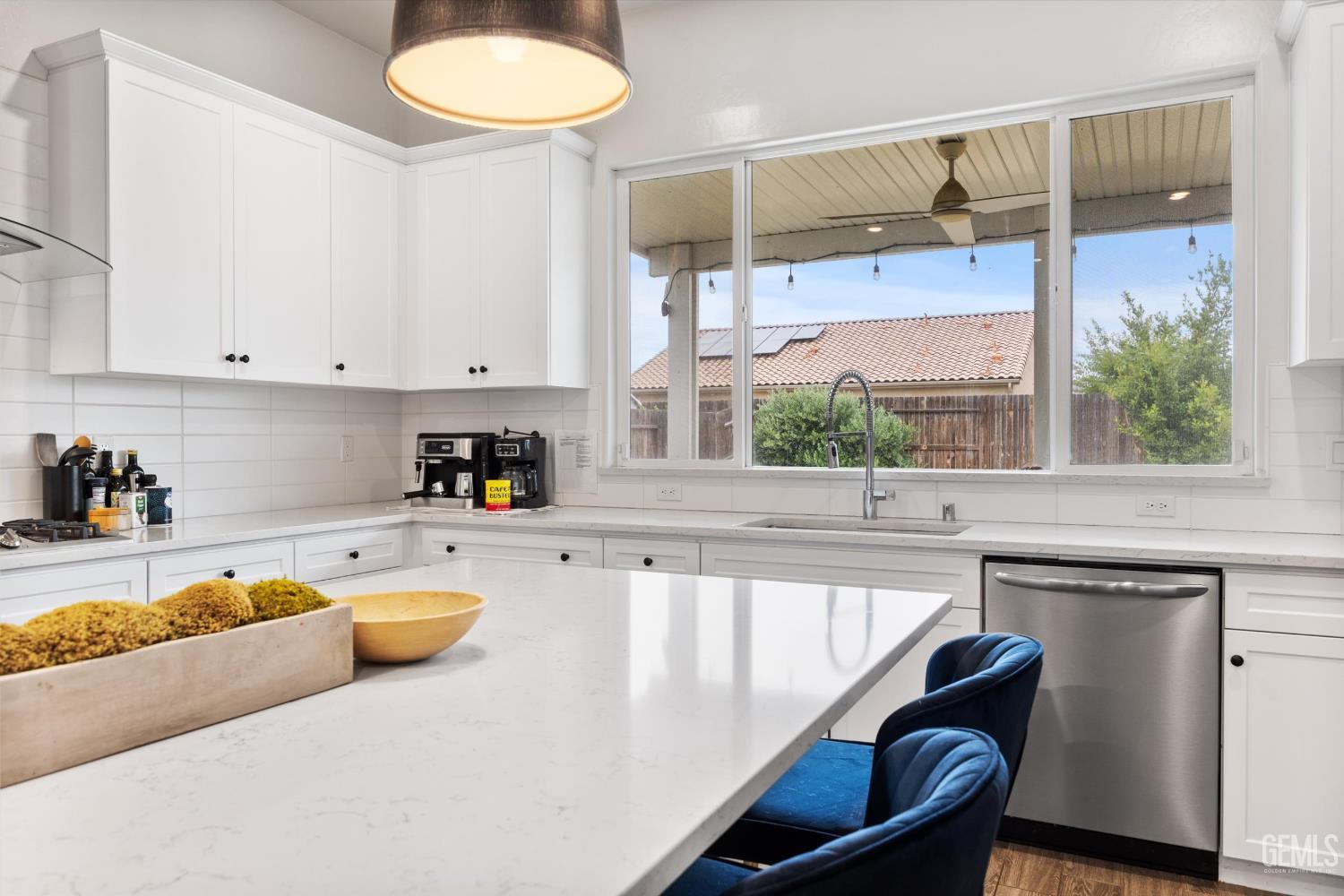5910 Ocean Jasper Drive
