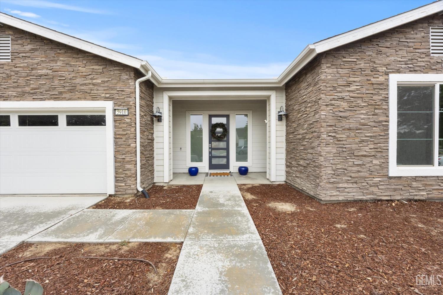 5910 Ocean Jasper Drive