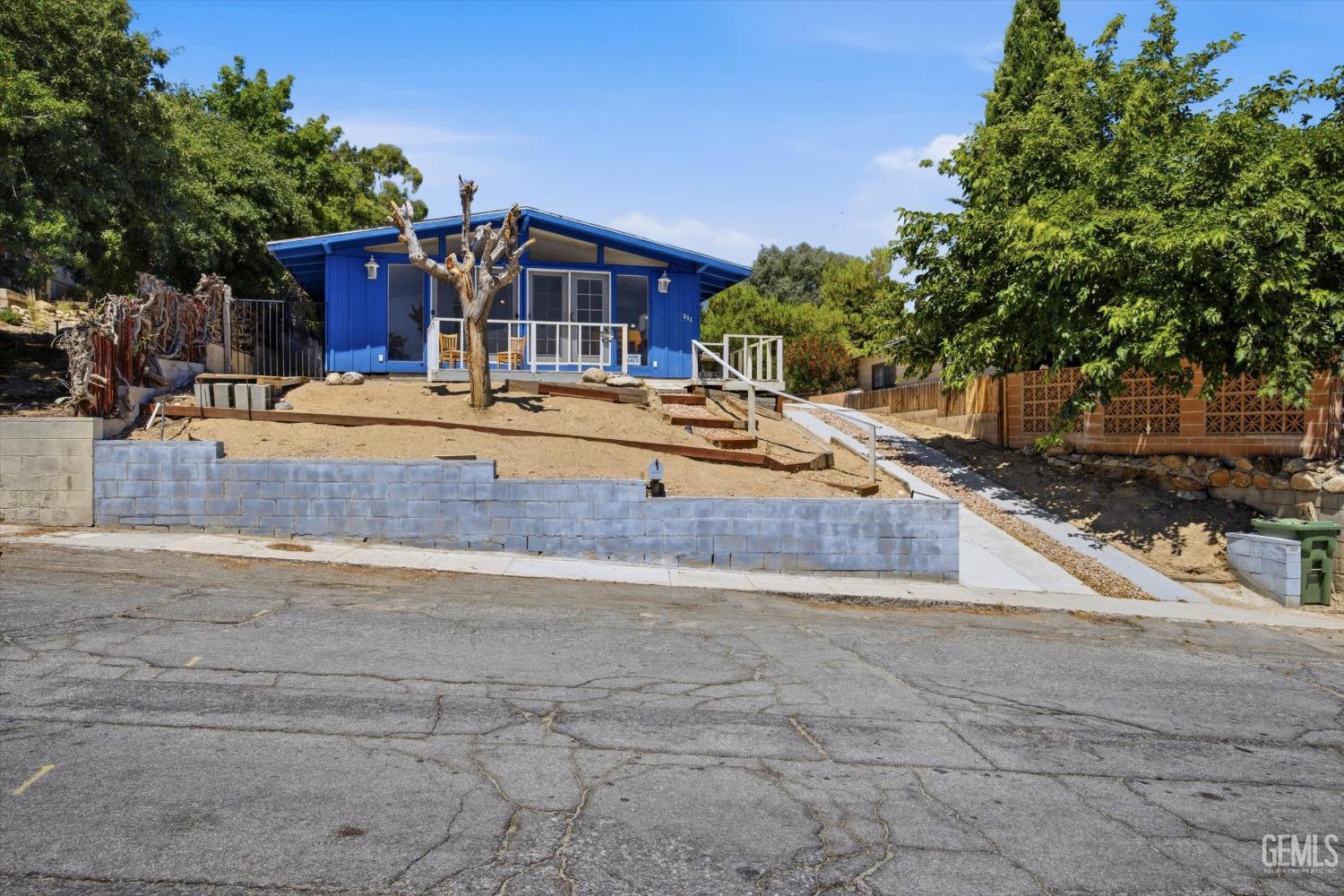 511 Harding Avenue