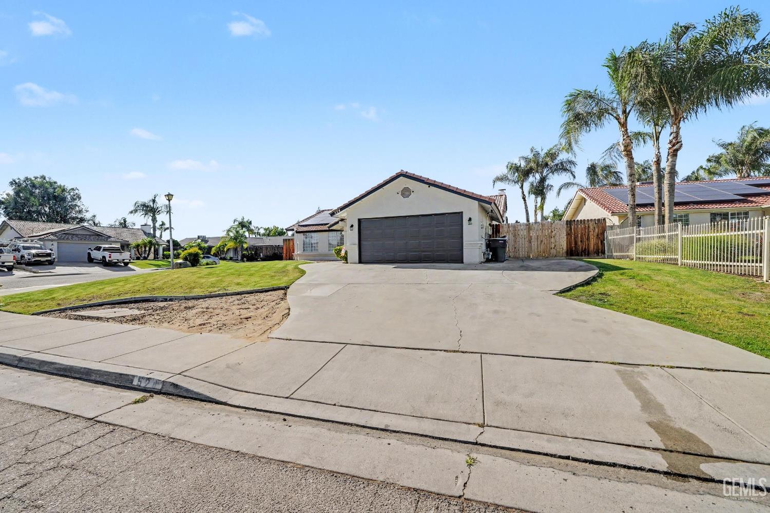 524 Quail Rock Avenue