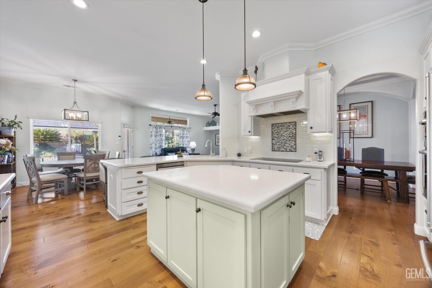 10206 Salisbury Drive