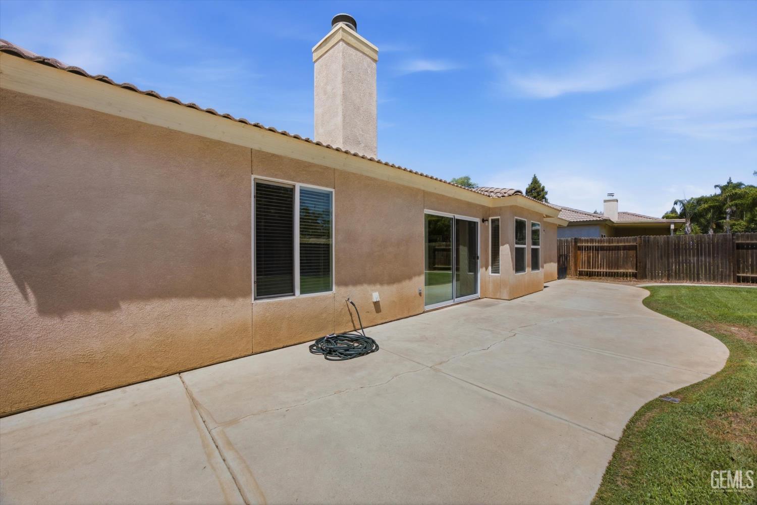 9913 Pavilion Drive