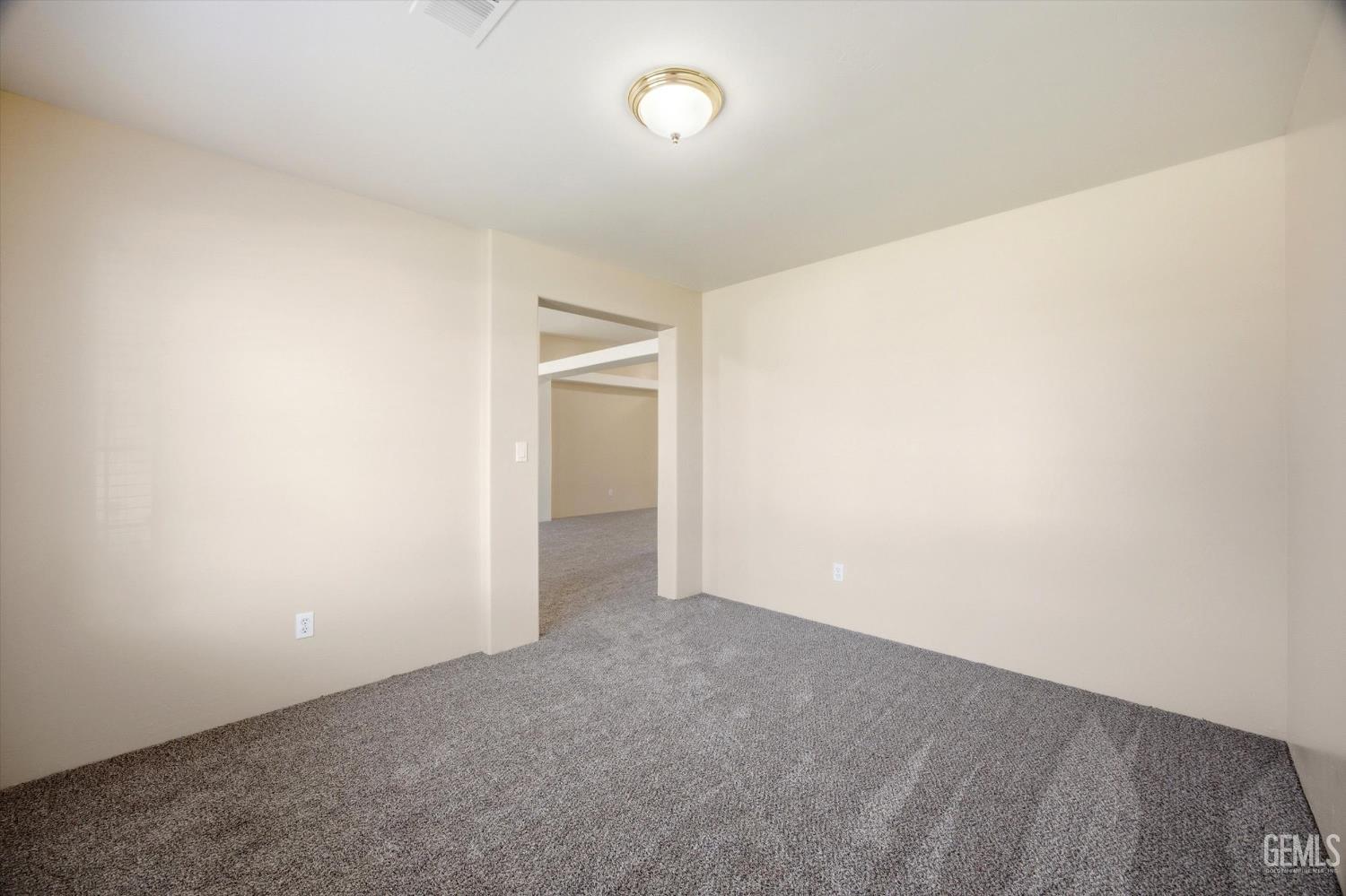 9913 Pavilion Drive