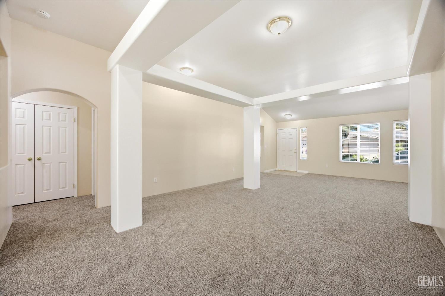 9913 Pavilion Drive