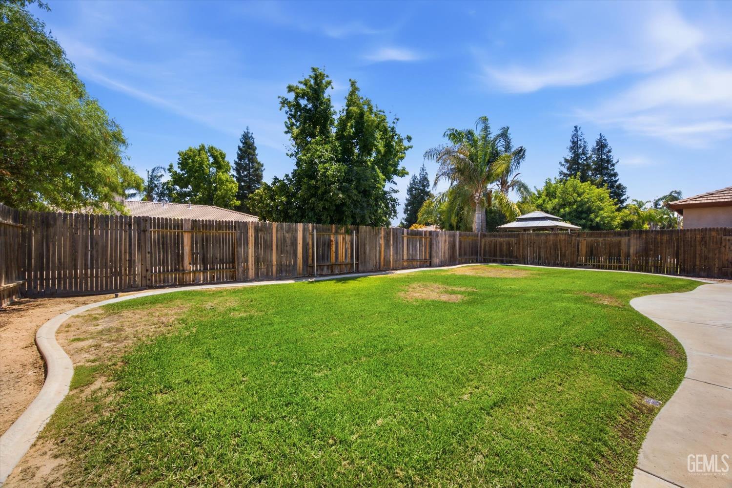 9913 Pavilion Drive