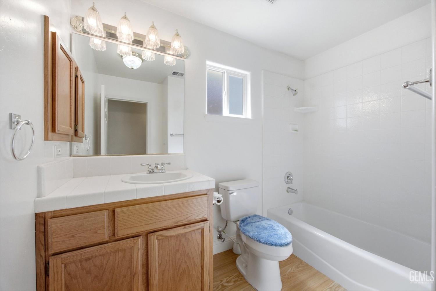 12209 Tule River Way