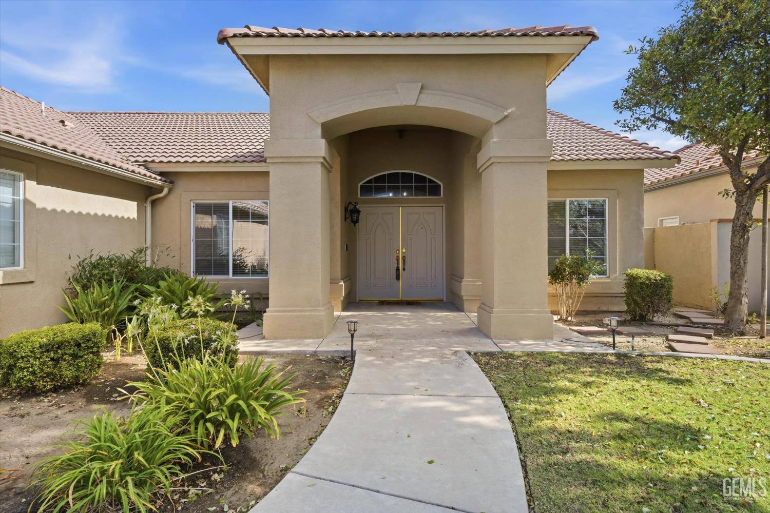 12209 Tule River Way