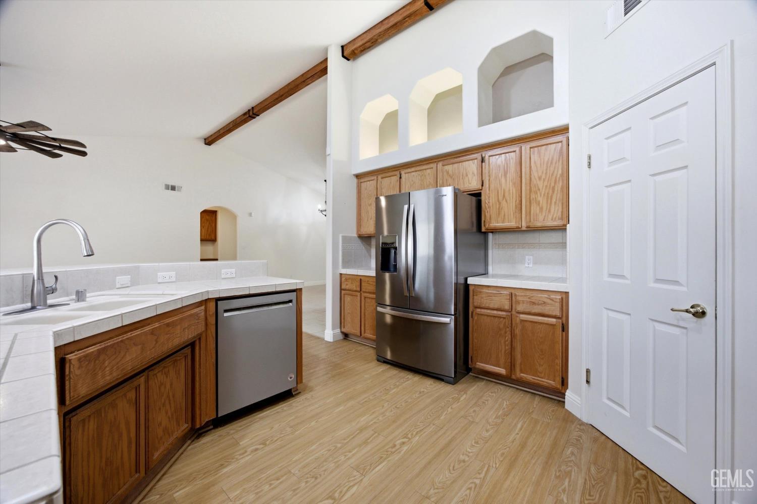 12209 Tule River Way