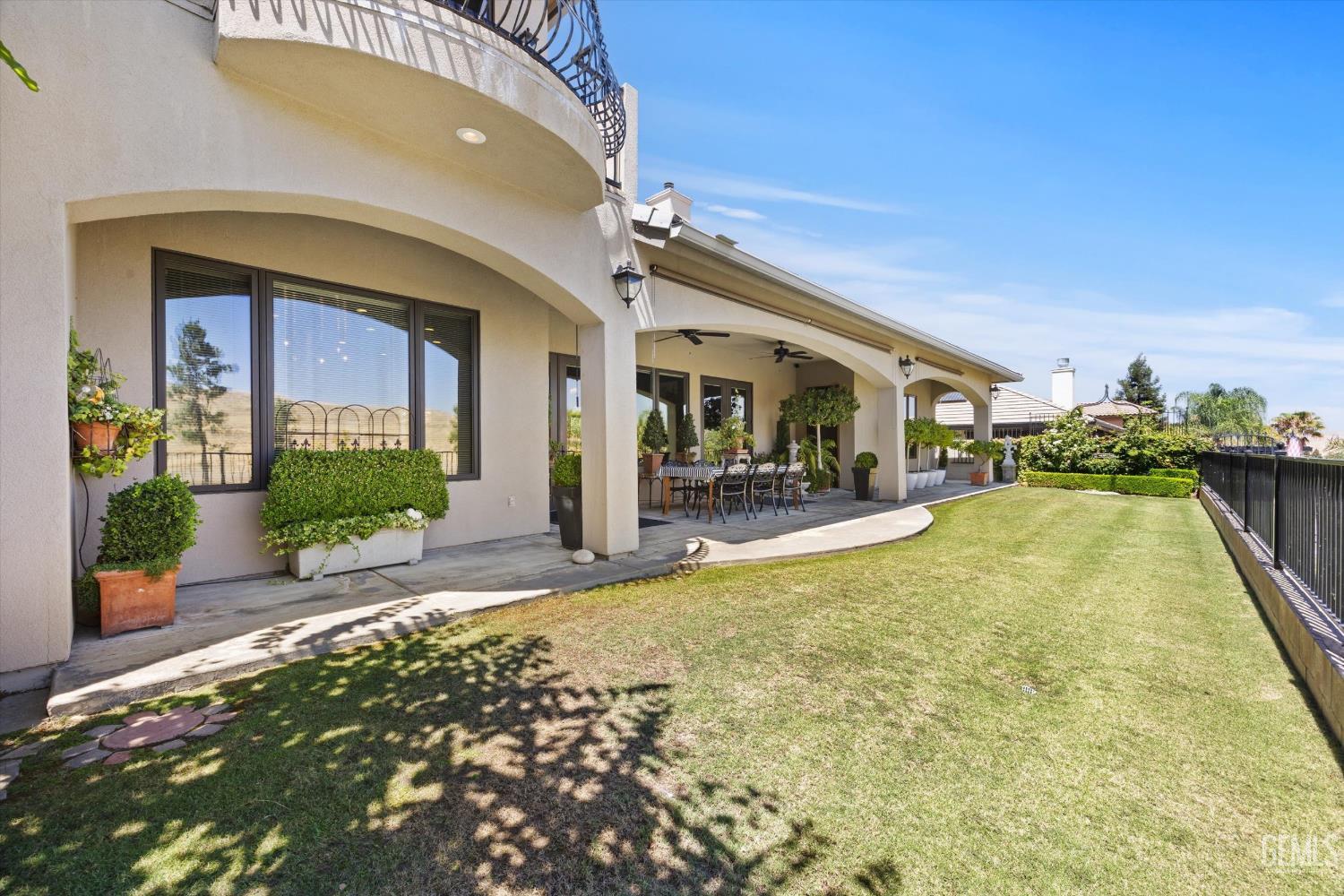 5415 Via Sorrento